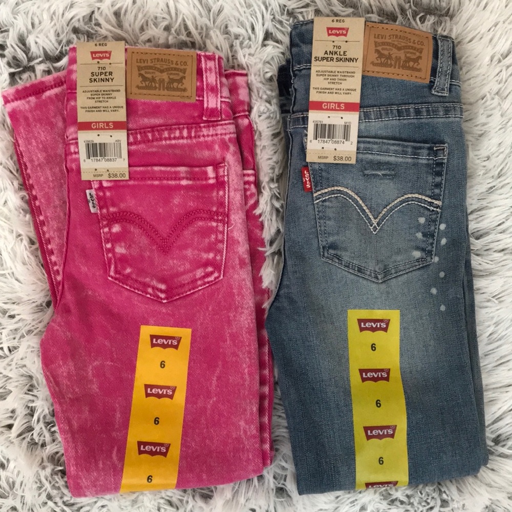 2 pairs of Levi’s